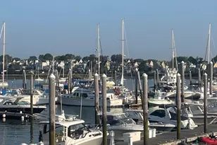 142 Pleasant St, Winthrop, MA 02152 - Photo 11