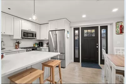 142 Pleasant Street #12, Winthrop, MA 02152 - Photo 3