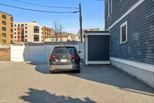 35 Middle St, Boston, MA 02127 - Photo 23