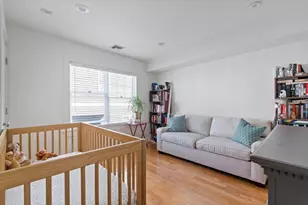 35 Middle St, Boston, MA 02127 - Photo 19