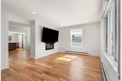 271 Broadway, Haverhill, MA 01832 - Photo 5