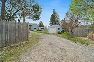 13 Atwood St, Kingston, MA 02364 - Photo 27