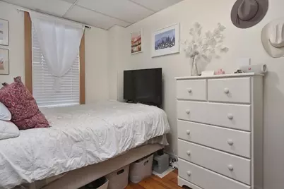 281 E #1, Boston, MA 02127 - Photo 5