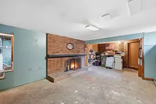22 Birch St, West Brookfield, MA 01585 - Photo 21