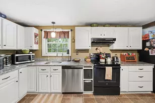 22 Birch St, West Brookfield, MA 01585 - Photo 3