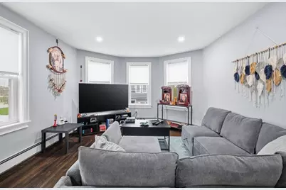 16 Cloutman St #2, Salem, MA 01970 - Photo 5