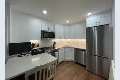 144 Commonwealth #9, Boston, MA 02116 - Photo 3
