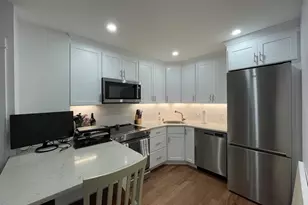 144 Commonwealth, Boston, MA 02116 - Photo 3