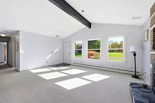 26 Gore Ave, Hatfield, MA 01038 - Photo 5