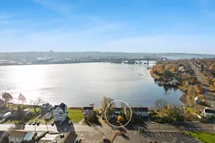 1496 Riverside Ave, Somerset, MA 02726 - Photo 5