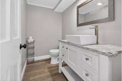 162 Oak St #18, Taunton, MA 02780 - Photo 5