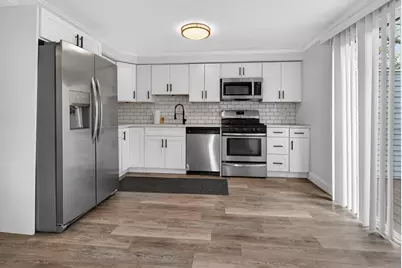 162 Oak St #18, Taunton, MA 02780 - Photo 3