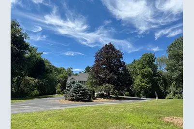 9 Breezy Point Rd, Acton, MA 01720 - Photo 5