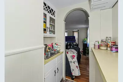 492 Fletcher St, Lowell, MA 01854 - Photo 5