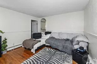 492 Fletcher St, Lowell, MA 01854 - Photo 3