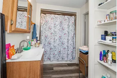 492 Fletcher St, Lowell, MA 01854 - Photo 9