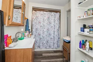 492 Fletcher St, Lowell, MA 01854 - Photo 9