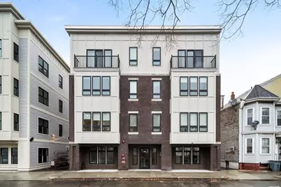 194 Havre St. #U:: 302, Boston, MA 02128 - Photo 3
