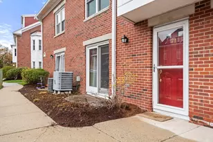 156 Quincy Shore Dr, Quincy, MA 02171 - Photo 13