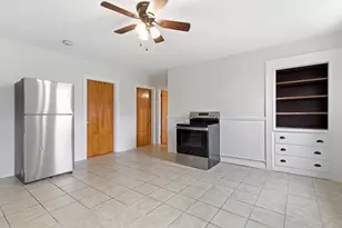 84 Margin St, Peabody, MA 01960 - Photo 5
