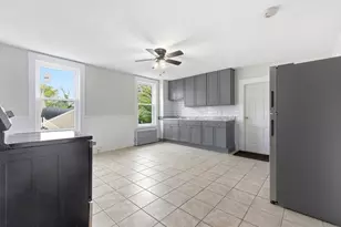 84 Margin St, Peabody, MA 01960 - Photo 7