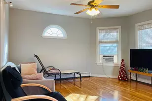 31 Irving St, Winchester, MA 01890 - Photo 3