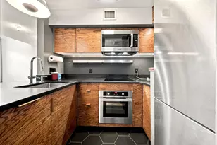 51 Pettee St, Newton, MA 02464 - Photo 7