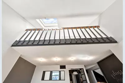 51 Pettee St #47, Newton, MA 02464 - Photo 5