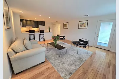 212 Humphrey St #202, Marblehead, MA 01945 - Photo 3