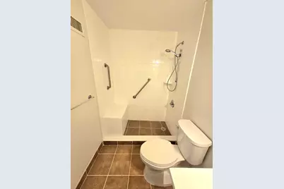 212 Humphrey St #202, Marblehead, MA 01945 - Photo 19