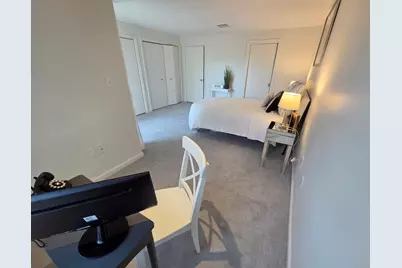 212 Humphrey St #202, Marblehead, MA 01945 - Photo 13