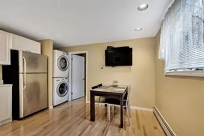 32 Bay Street #32, Cambridge, MA 02139 - Photo 3