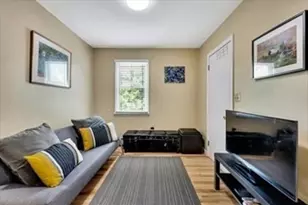 32 Bay St, Cambridge, MA 02139 - Photo 11