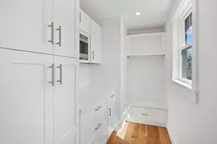 33 Vineyard Ave, Oak Bluffs, MA 02557 - Photo 19