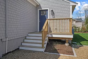 33 Vineyard Ave, Oak Bluffs, MA 02557 - Photo 23