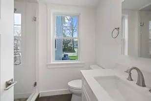 33 Vineyard Ave, Oak Bluffs, MA 02557 - Photo 27