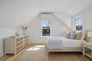 33 Vineyard Ave, Oak Bluffs, MA 02557 - Photo 15