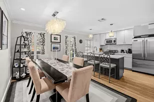 25 Phillips St, Boston, MA 02114 - Photo 7