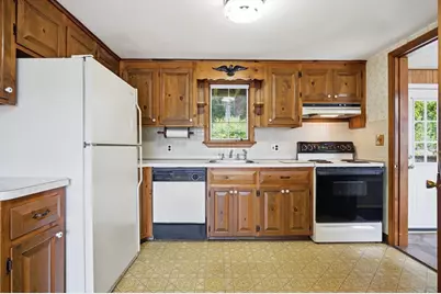 90 West Elm, Pembroke, MA 02359 - Photo 9