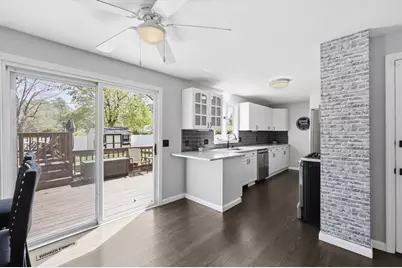 33 Winding Ln, Springfield, MA 01118 - Photo 3