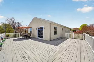 17 Bellevue St, New Bedford, MA 02744 - Photo 13