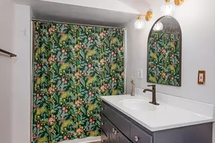 17 Olympia St, Easthampton, MA 01027 - Photo 9