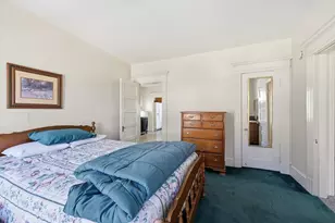 367 Broadway St, Chicopee, MA 01020 - Photo 9