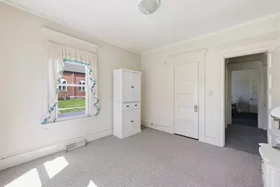 367 Broadway St #1, Chicopee, MA 01020 - Photo 11