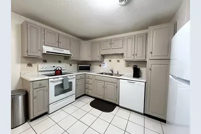 15 Thompson Dr #12, Randolph, MA 02368 - Photo 1
