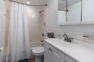 64 W Cedar St, Boston, MA 02114 - Photo 11