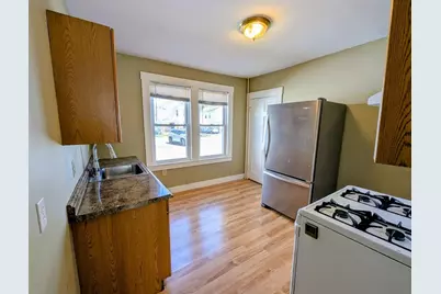 88 Crescent #1, Franklin, MA 02038 - Photo 3