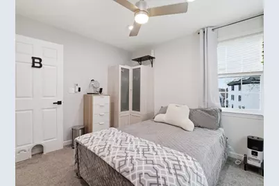 17 Thorndike St, Haverhill, MA 01832 - Photo 25