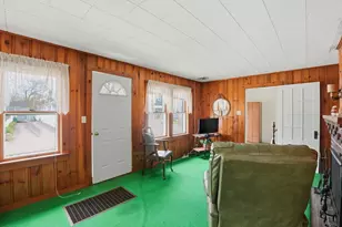 26 Bayview St, Wareham, MA 02571 - Photo 3