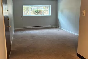 135 Winthrop St, Framingham, MA 01702 - Photo 5